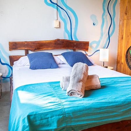 Argdivan Beach Hostel Sámara Екстериор снимка