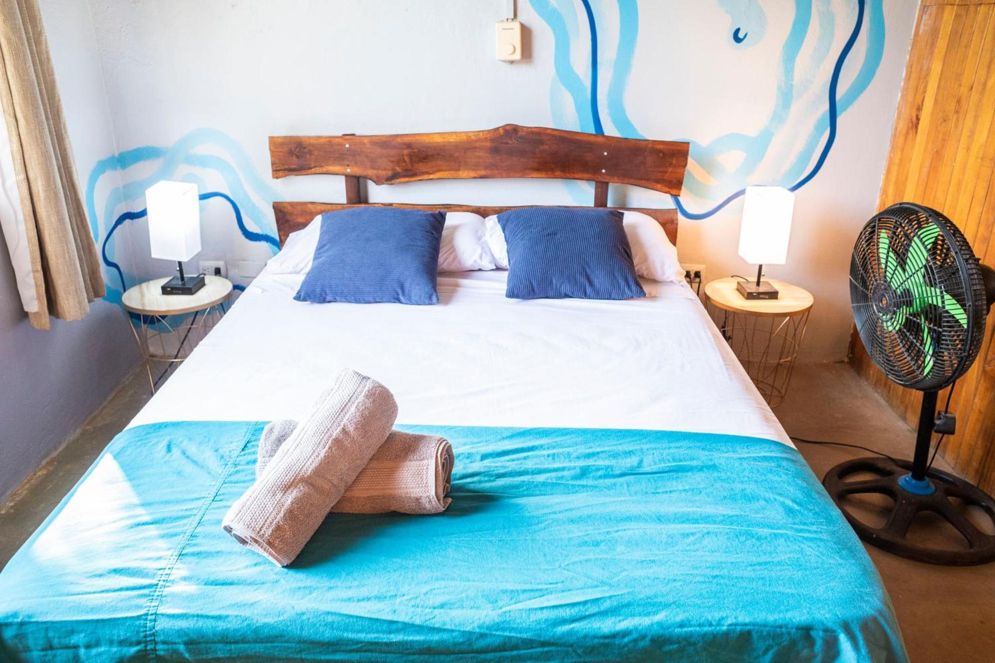 Argdivan Beach Hostel Sámara Екстериор снимка