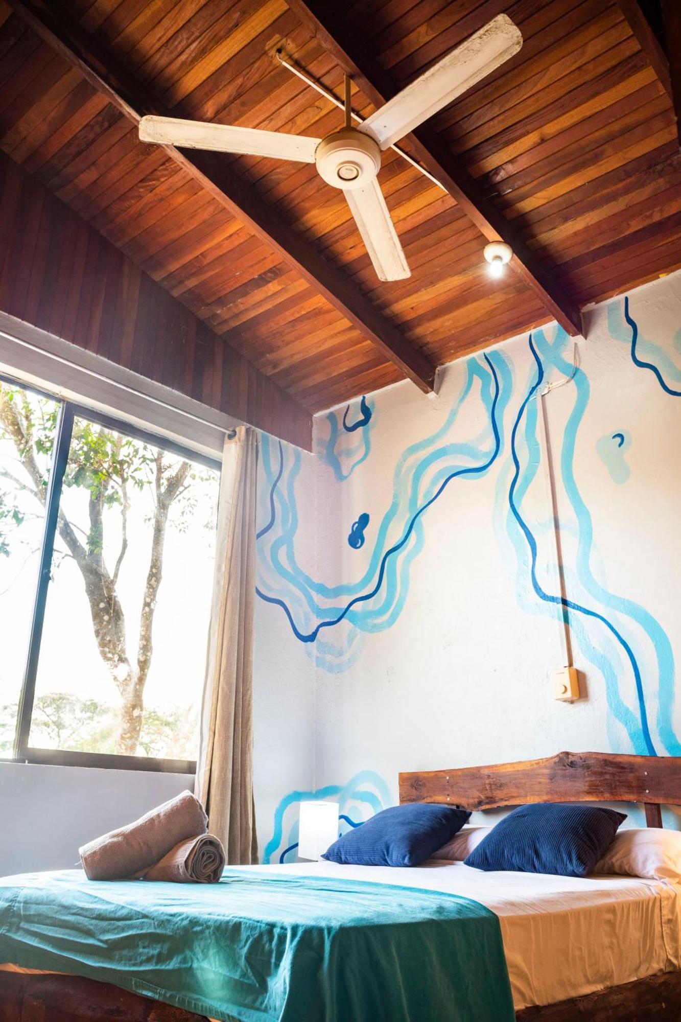 Argdivan Beach Hostel Sámara Екстериор снимка
